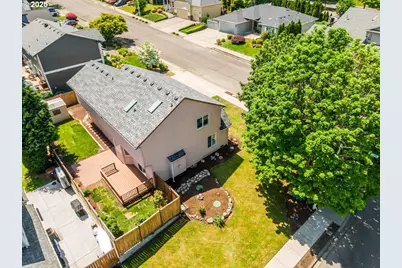 2952 NW Ogden St, Camas, WA 98607 - Photo 4