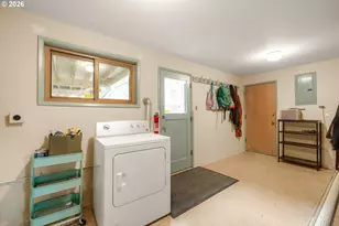 866 SE 136th Ave, Portland, OR 97233 - Photo 28