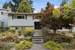 866 SE 136th Ave, Portland, OR 97233 - Photo 2