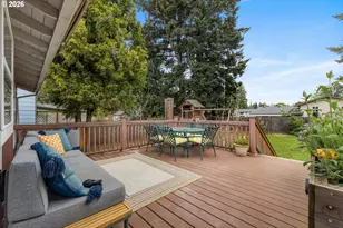 866 SE 136th Ave, Portland, OR 97233 - Photo 40