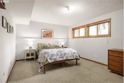866 SE 136th Ave, Portland, OR 97233 - Photo 20