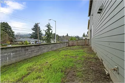 312 York St, Woodland, WA 98674 - Photo 42