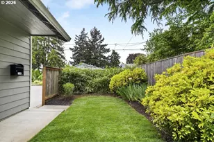 7142 SE 69th Ave, Portland, OR 97206 - Photo 2