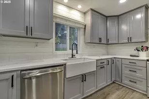 30800 NW North Ave, North Plains, OR 97133 - Photo 18