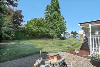 13011 Berta Dr, Oregon City, OR 97045 - Photo 38