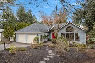 464 Livingood Ln, Lake Oswego, OR 97034 - Photo 2