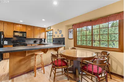 464 Livingood Ln, Lake Oswego, OR 97034 - Photo 14