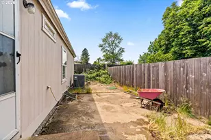 595 Kesling St, Harrisburg, OR 97446 - Photo 10