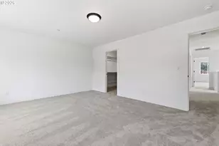 14238 SE Ellis St, Portland, OR 97236 - Photo 32