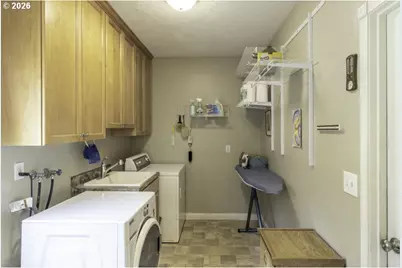 2224 Rogers Ln, Salem, OR 97304 - Photo 20
