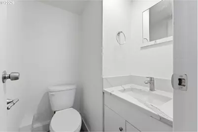 1555 Pearl St NE, Salem, OR 97301 - Photo 22