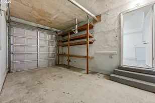 1555 Pearl St NE, Salem, OR 97301 - Photo 32
