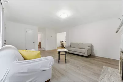 1555 Pearl St NE, Salem, OR 97301 - Photo 10
