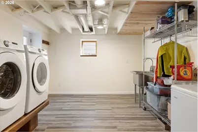 2136 SE 38th Ave, Portland, OR 97214 - Photo 26