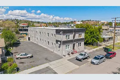 224 S Broad St, Klamath Falls, OR 97601 - Photo 4