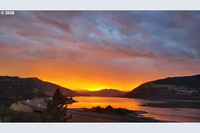 14 Mosier Creek Pl, Mosier, OR 97040 - Photo 2