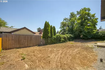 750 SE 135th Ave, Portland, OR 97233 - Photo 36