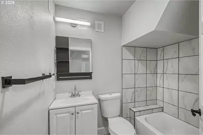 750 SE 135th Ave, Portland, OR 97233 - Photo 18