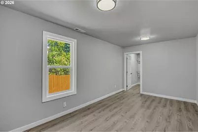 750 SE 135th Ave, Portland, OR 97233 - Photo 14