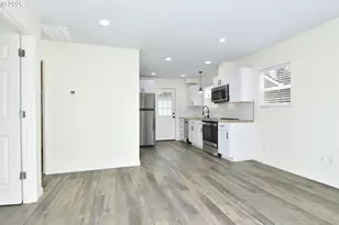 3405 E 21st St, Vancouver, WA 98661 - Photo 10