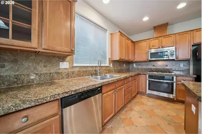 3780 SE Belle Oak Ave, Hillsboro, OR 97123 - Photo 12