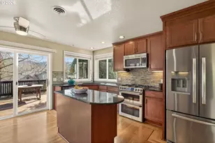 1235 11th St, West Linn, OR 97068 - Photo 10