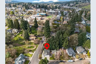 1235 11th St, West Linn, OR 97068 - Photo 38