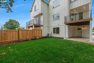 464 SE Haddock Ln, Hillsboro, OR 97123 - Photo 44