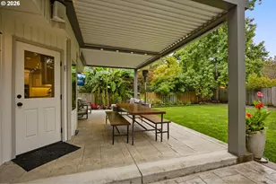 17423 Schalit Way, Lake Oswego, OR 97035 - Photo 32