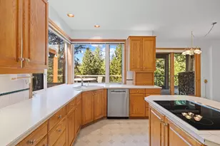 9325 NW Old Skyline Blvd, Portland, OR 97231 - Photo 12