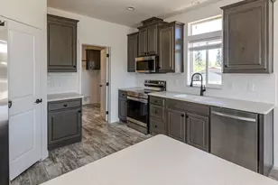 8008 NE 179th St, Battle Ground, WA 98604 - Photo 10