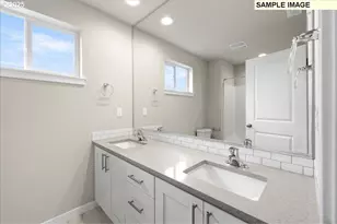 18705 NE 41st Ave, Vancouver, WA 98686 - Photo 18