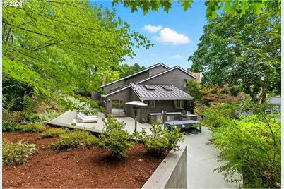 4393 Sundew Ct, Lake Oswego, OR 97035 - Photo 32