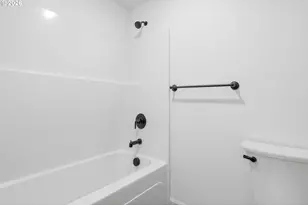 873 NE Laurel Spgs Dr, Hermiston, OR 97838 - Photo 24