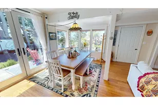 29661 Walker St, Gold Beach, OR 97444 - Photo 8