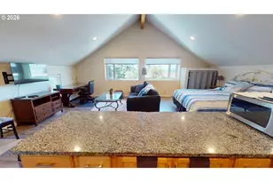 29661 Walker St, Gold Beach, OR 97444 - Photo 40
