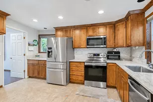 14275 SW 22nd St, Beaverton, OR 97008 - Photo 10