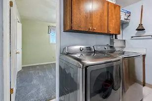 14275 SW 22nd St, Beaverton, OR 97008 - Photo 12