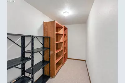 14275 SW 22nd St, Beaverton, OR 97008 - Photo 36