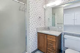 14275 SW 22nd St, Beaverton, OR 97008 - Photo 20