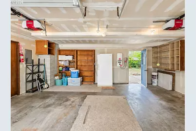 14275 SW 22nd St, Beaverton, OR 97008 - Photo 40