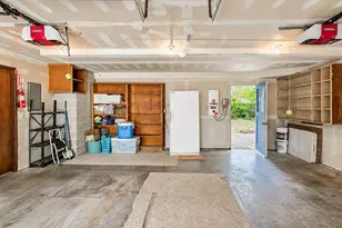 14275 SW 22nd St, Beaverton, OR 97008 - Photo 40