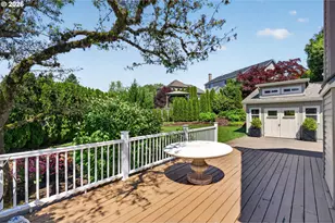 8435 NW Hazeltine St, Portland, OR 97229 - Photo 36