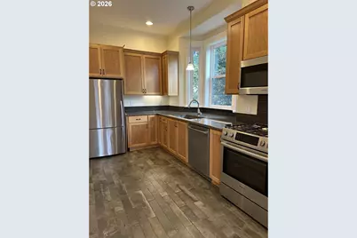 2823 N Killingsworth St, Portland, OR 97217 - Photo 8