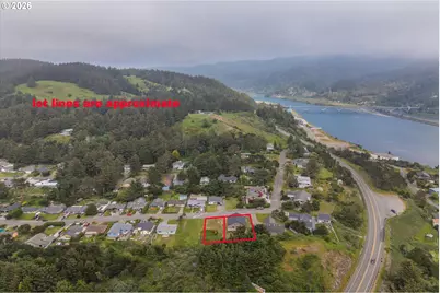 30302 Driftwood Dr, Gold Beach, OR 97444 - Photo 30