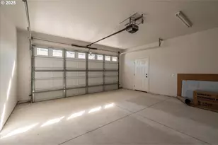 30302 Driftwood Dr, Gold Beach, OR 97444 - Photo 22