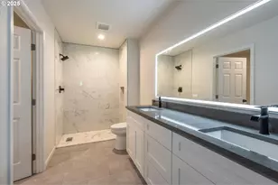 30302 Driftwood Dr, Gold Beach, OR 97444 - Photo 16
