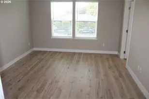 204 N 15th St, Saint Helens, OR 97051 - Photo 12