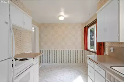 3270 Wood Ave, Eugene, OR 97402 - Photo 12