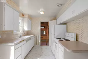 3270 Wood Ave, Eugene, OR 97402 - Photo 14